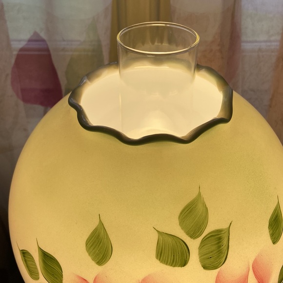 Antique Victorian hand painted gone with the wind globe lamp working - Picture 10 of 12